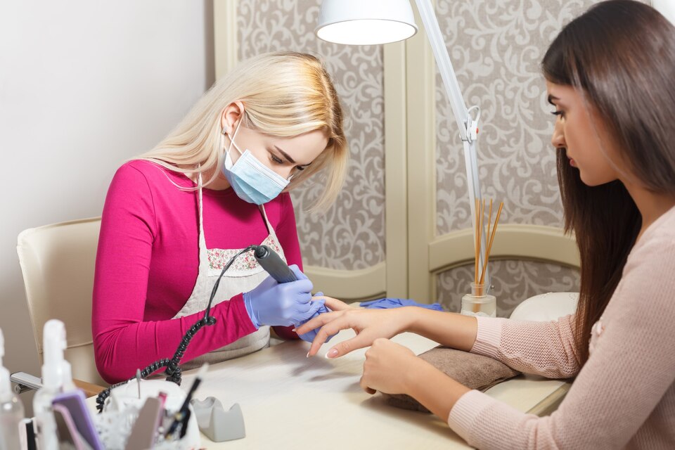 Çavdır Manikürcü